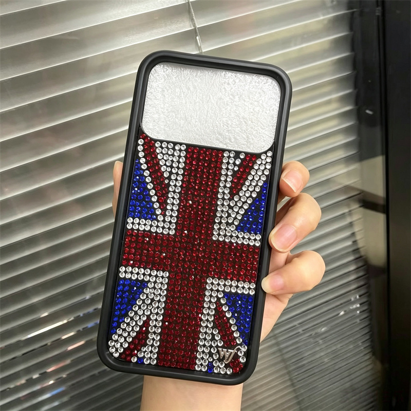 Phone Cases London - เคสโทรศัพท์ลายดอกไม้ป่าและธงยูเนียนแจ็กประดับเพชรเทียมระยิบระยับ สำหรับ iPhone 13 14 15
